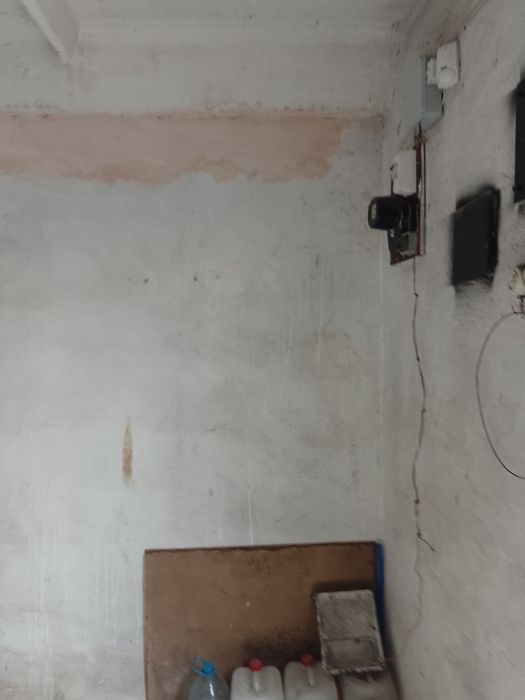 Продам кап.гараж.Мотор 1