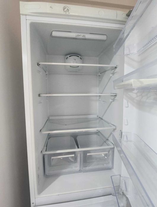 Frigorífico combinado Ariston