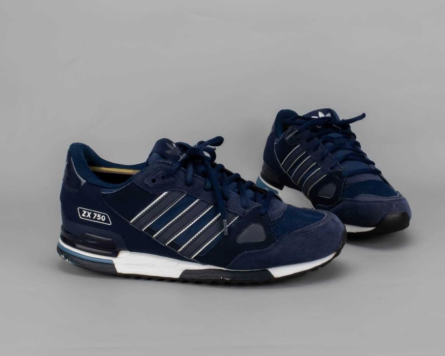 Крутые кроссовки Adidas ZX 750.42,5 размер