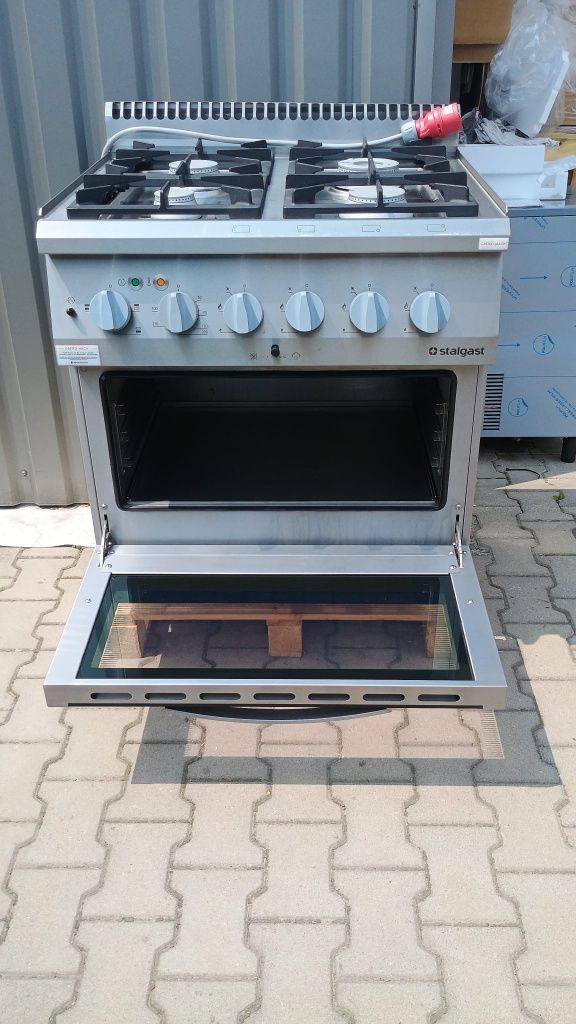 Kuchnia gazowa Stalgast 4 palniki z piekarnikiem elektrycznym