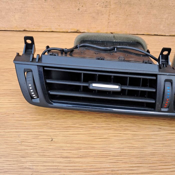 Kratka nawiewu środkowa BMW X5 F15