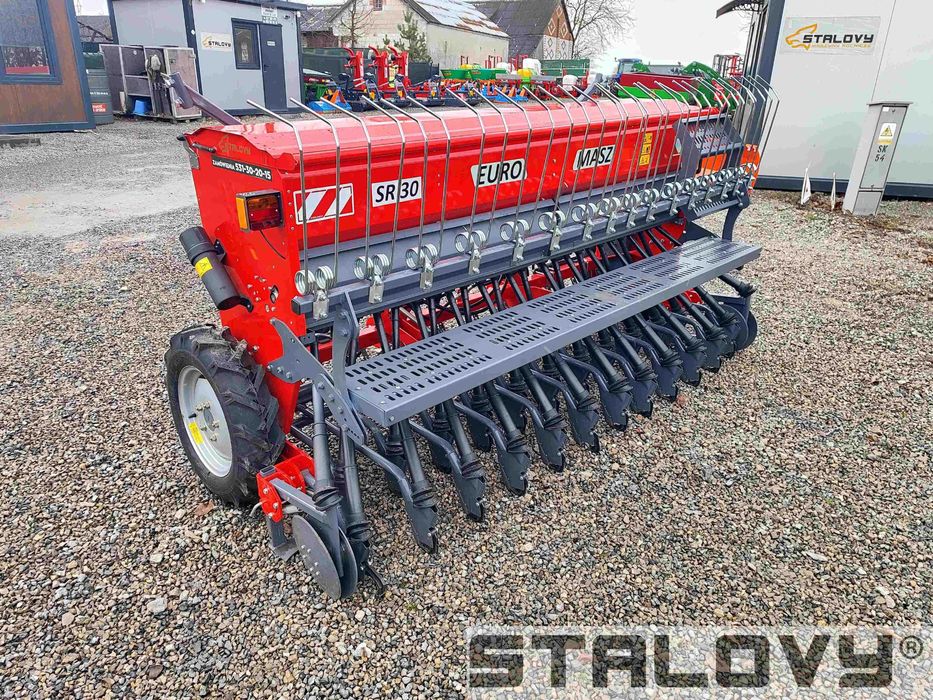 Siewnik zbożowy stopkowy talerzowy nabudowany 2,5 2,7 3,0 Stalovy nowy
