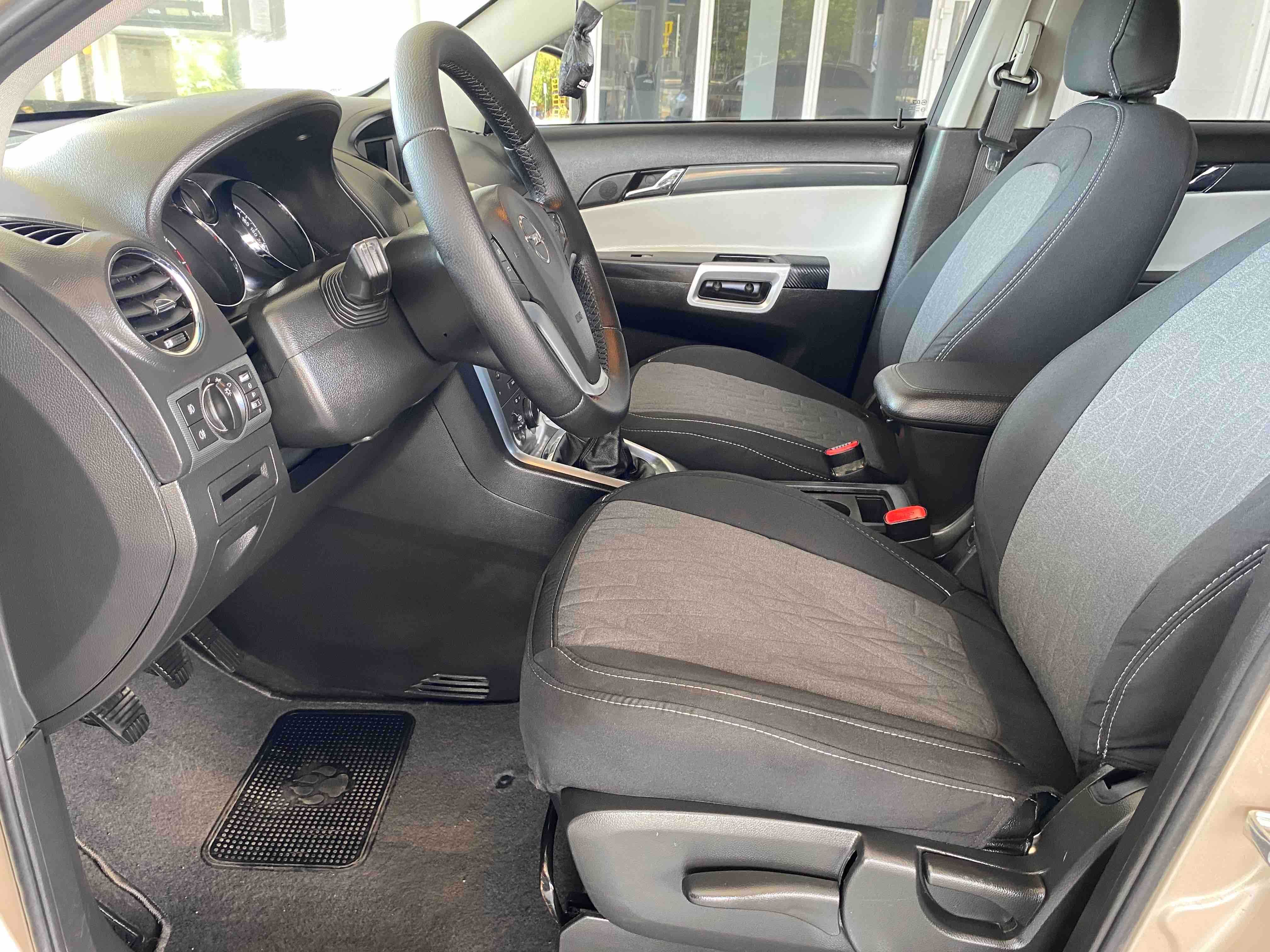 Opel Antara 2012 року 2.4/бензин
