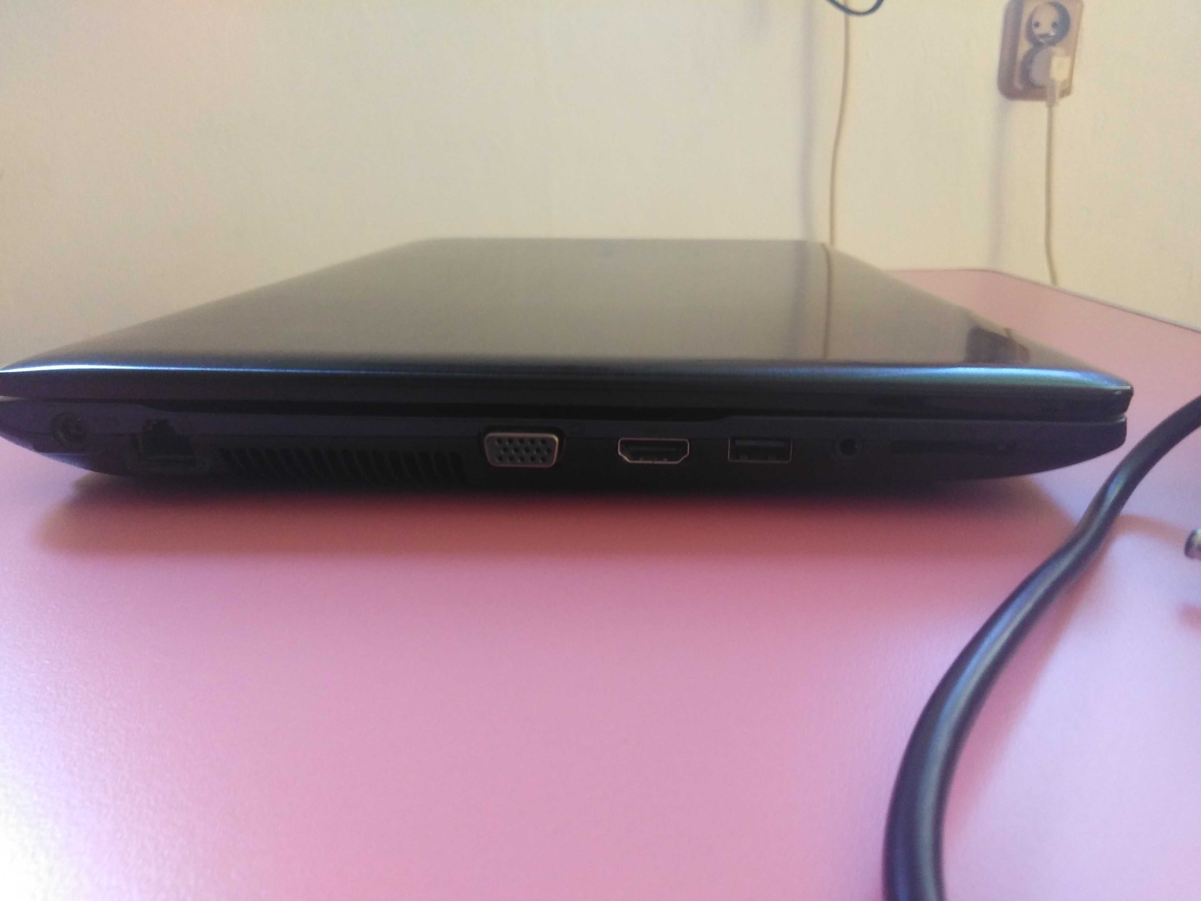 Laptop SAMSUNG używany jak nowy!!!