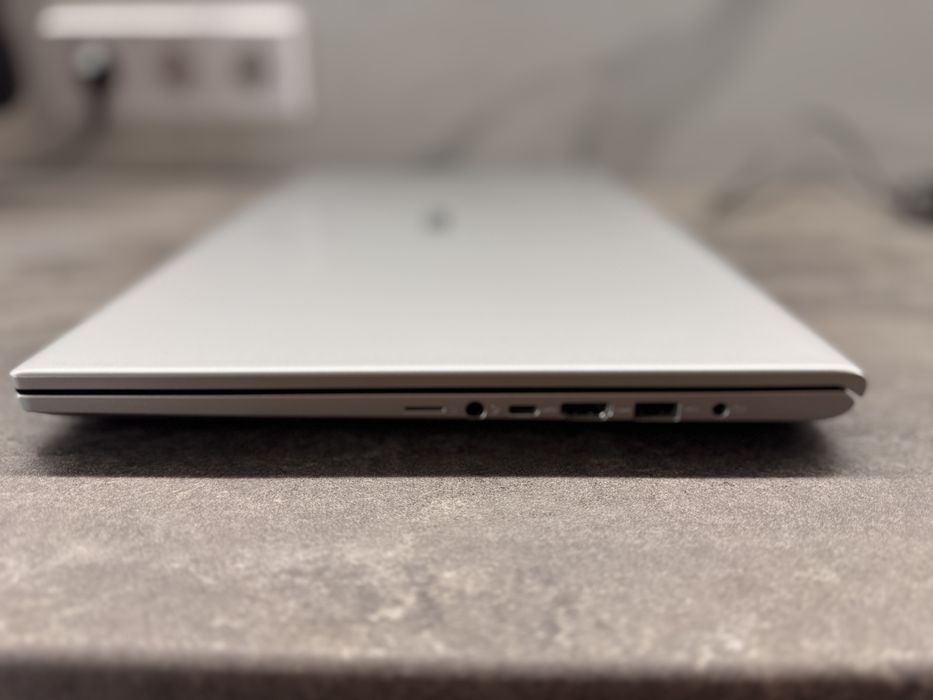 Ноутбук Asus X712FB