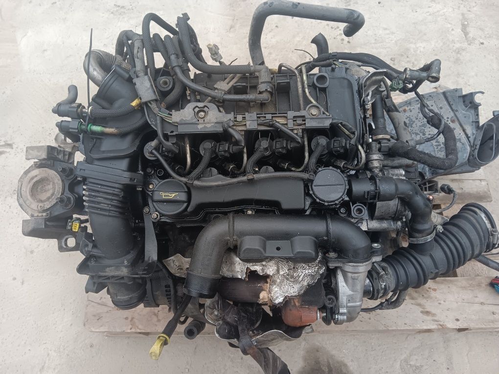 Ford Focus mk2 II silnik 1.6 hdi silnik kompletny z osprzętem G8DA