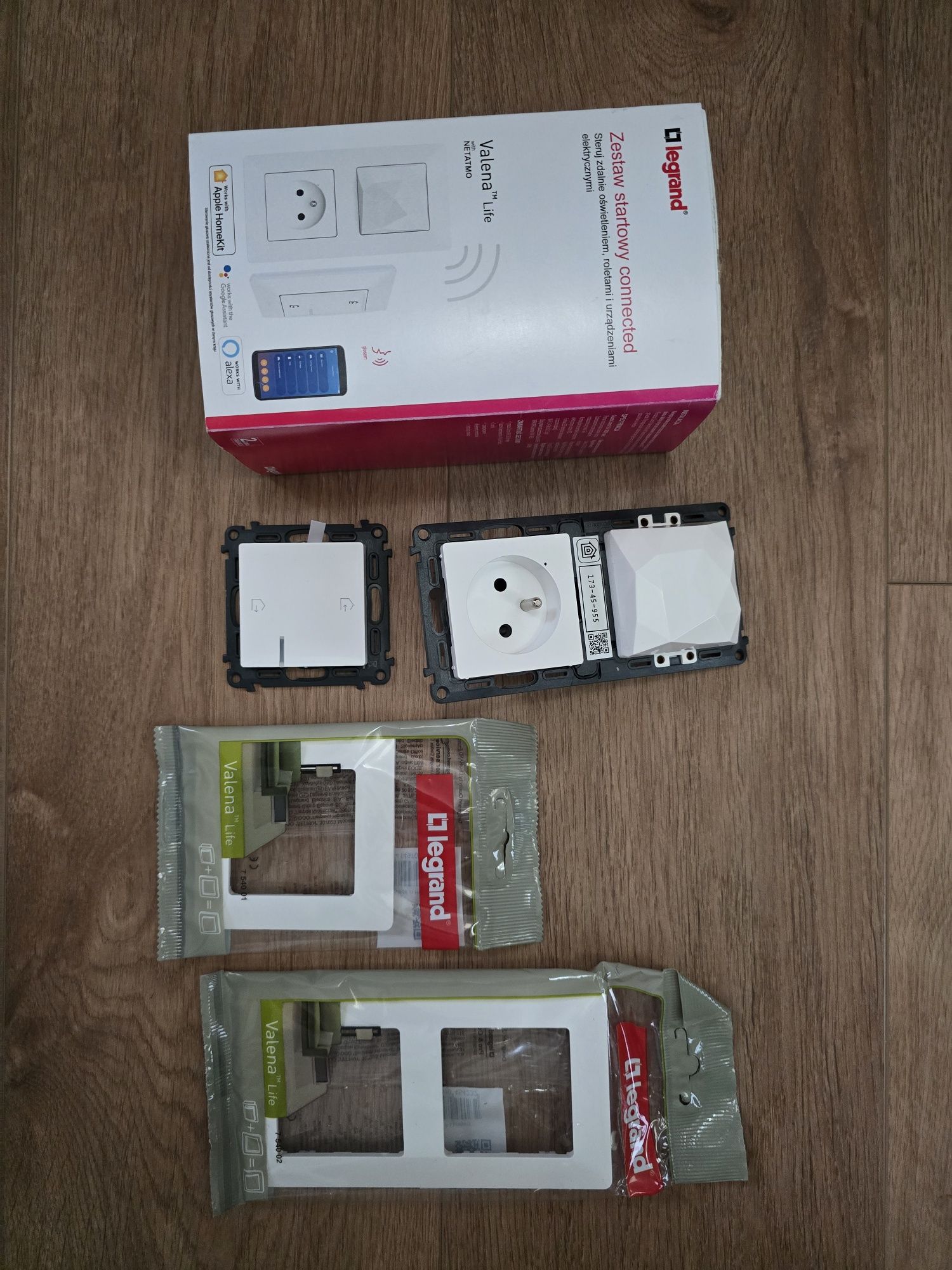 Legrand Valena Life - zestaw startowy smart home