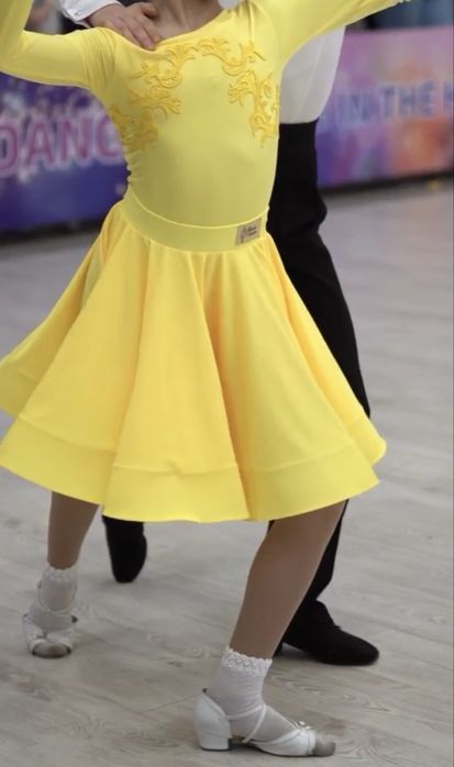 Сукня для бальних танців, плаття для танців