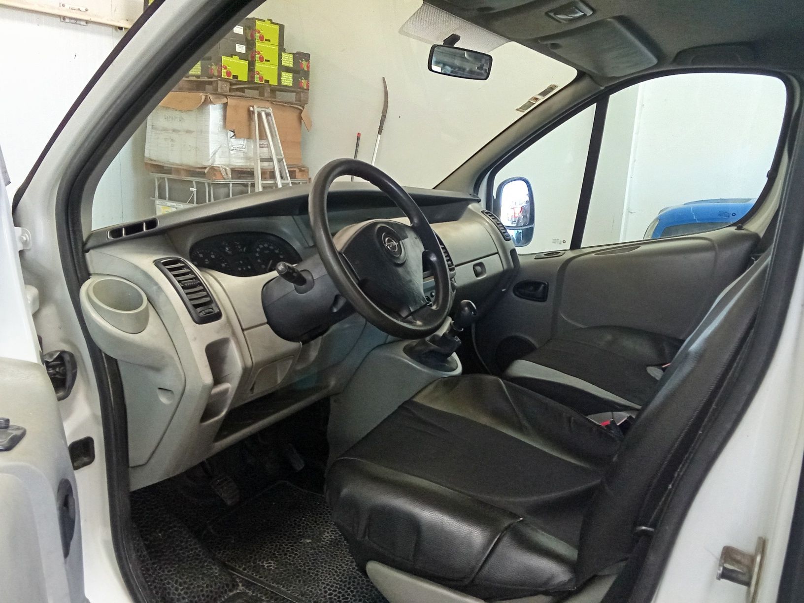 Opel Vivaro 1,9 para peça