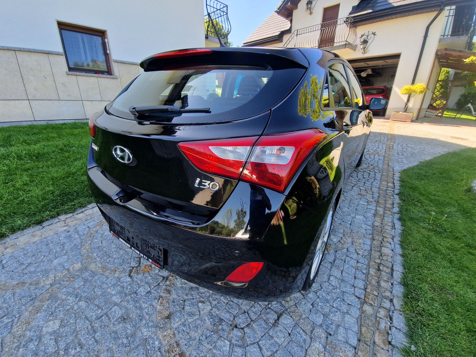 Hyundai i30 1.4 benzyna 100KM LED