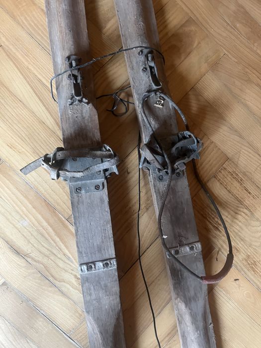 Sprzedam stare zabytkowe narty