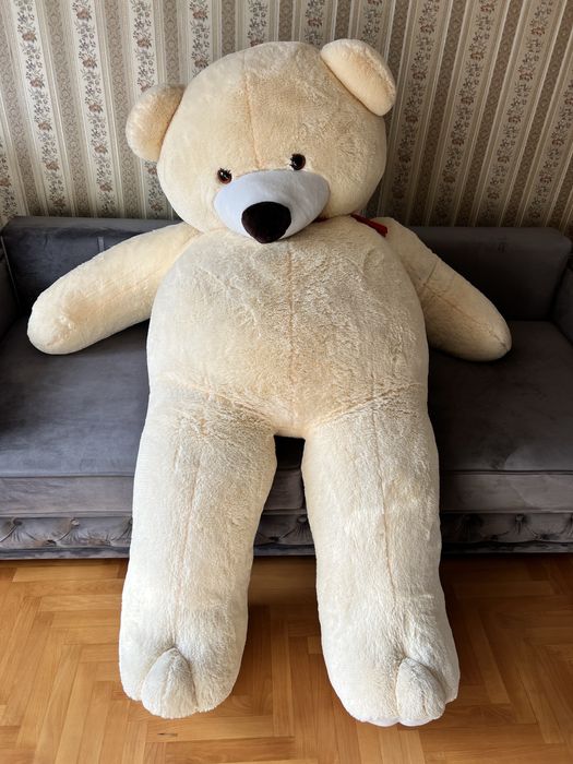 Ведмедик плюшевий