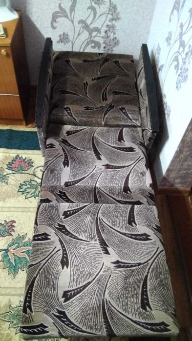 Розкладне крісло