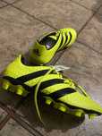 Chuteiras adidas Novas tam.42
