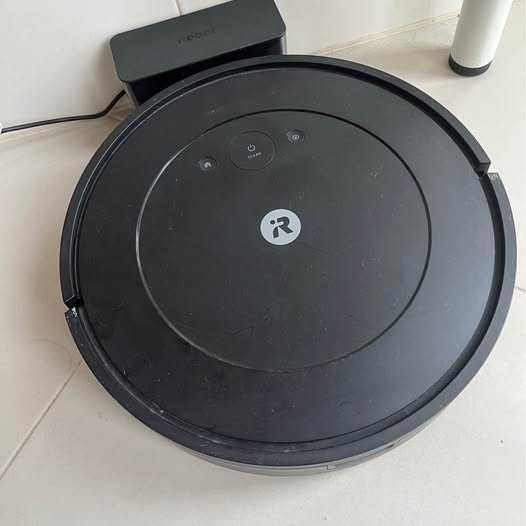 Roomba Combo Essential Robot Aspirador