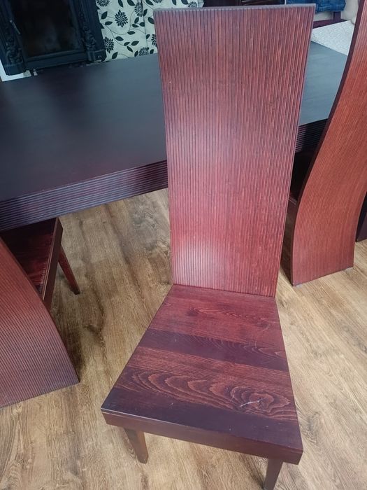 Stół z krzesłami do salonu 8 krzeseł VINOTTI