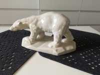 Figurka duży niedźwiedź polarny zakłady Porcelany i Porcelitu chodzież