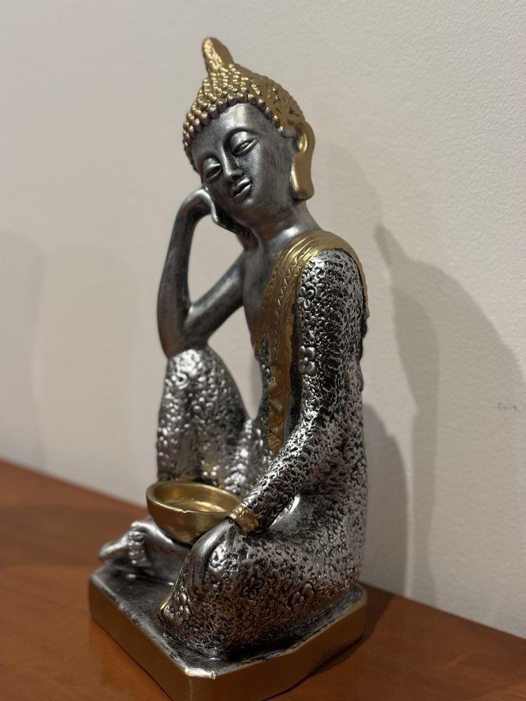 Estatua de movel - como nova