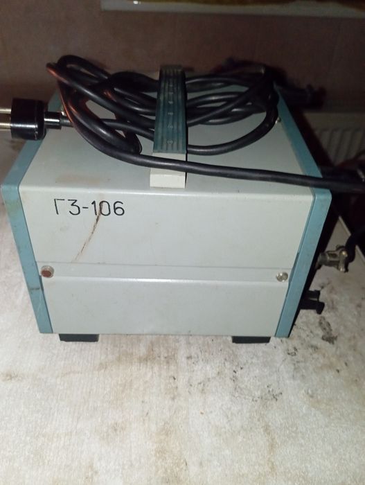 Генератор сигналов низкочастотный Г 3-106
