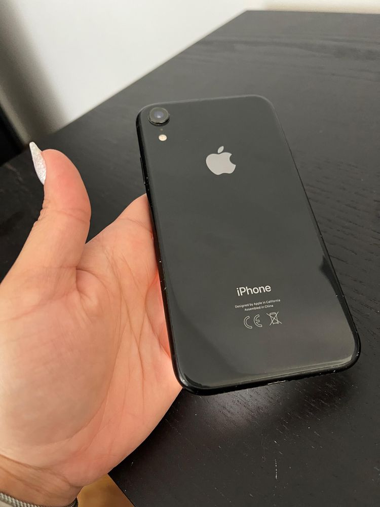iPhone XR - 64gb