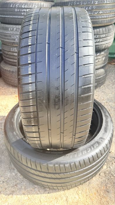 Pneus 255/40r20 Michelin Pilot Sport EV com 75% piso