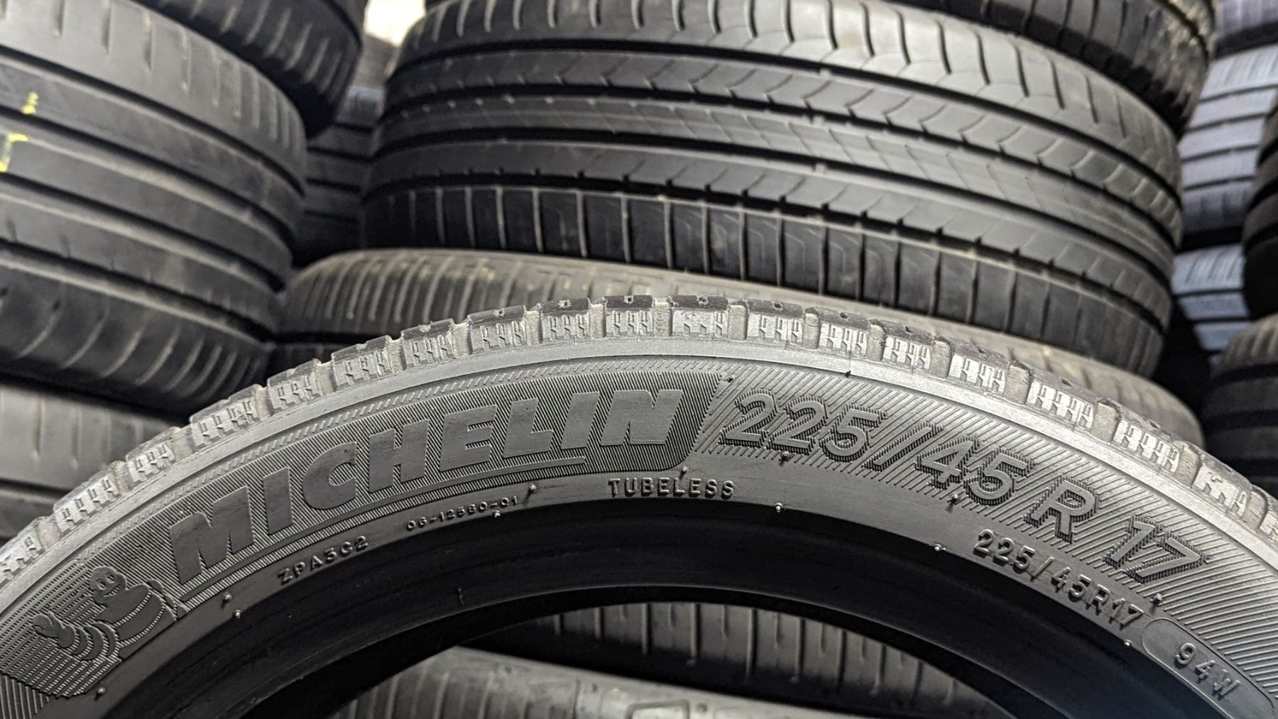 Шина 225/45 R 17 Michelin CrossClimate. Одне колесо. Розпаровка.