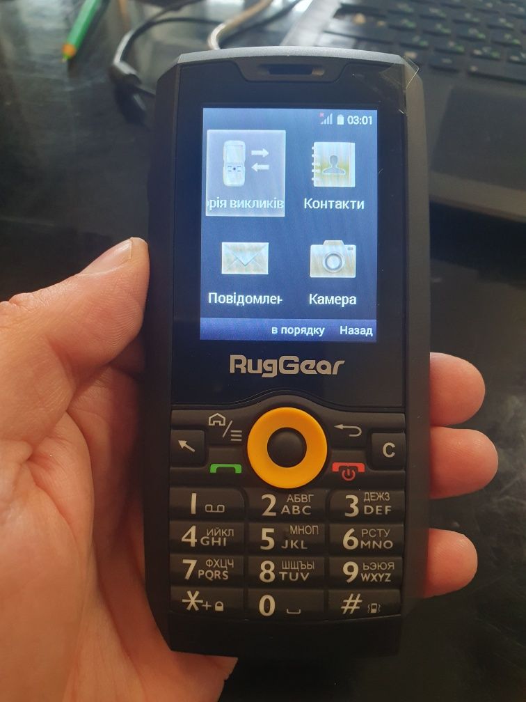 Защищенный кнопочный смартфон RugGear RG150 новый, Wi-Fi, Android