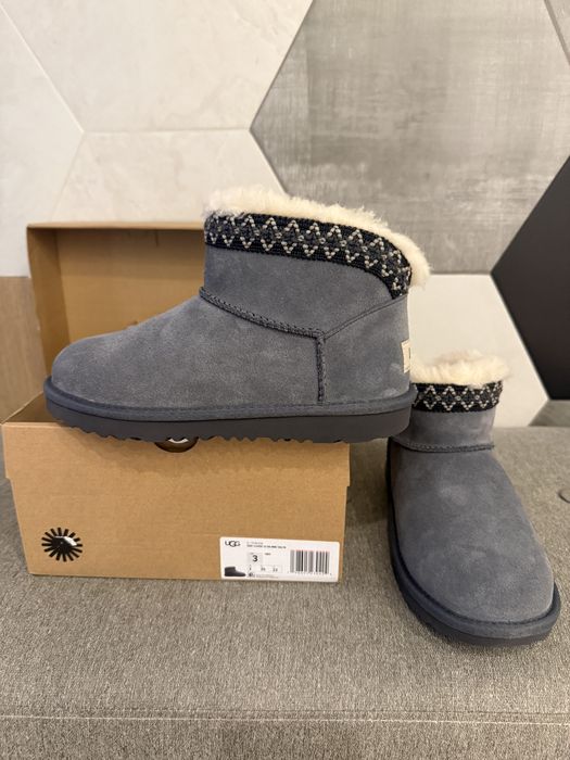 Продам нові ugg
