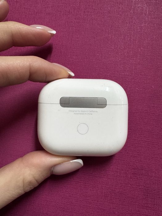 Кейс Apple AirPods 3