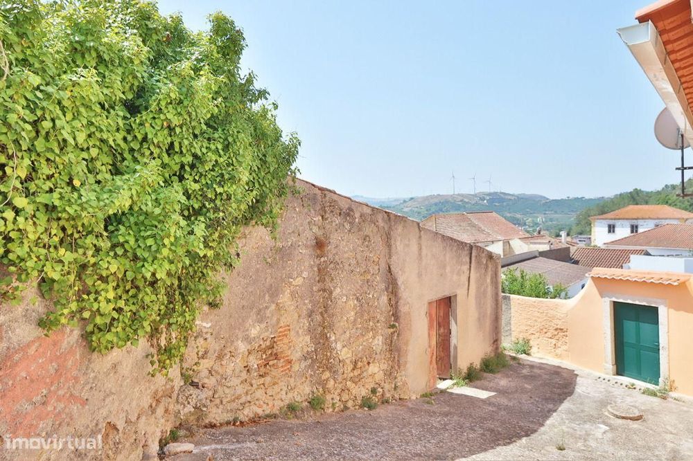 Armazém para Recuperação em Torres Vedras - 70m² por 30.000€