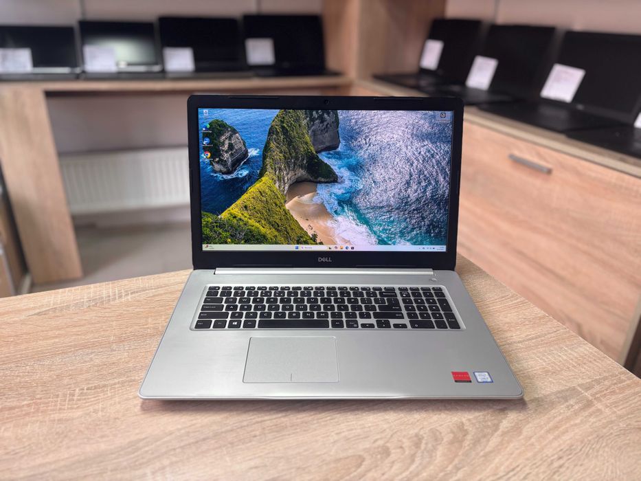 Laptop Dell Inspiron 5770 - i5-8250U, 16GB ram, dysk SSD, 17,3"