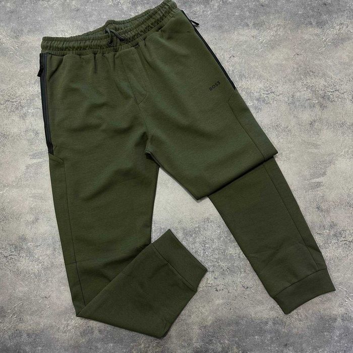 Чоловічий стильний спортивний костюм Hugo Boss)