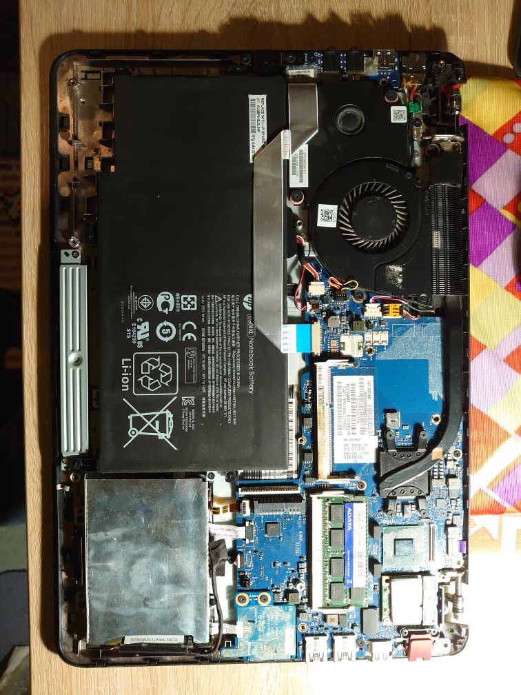 Ноутбук HP Envy SleekBook 6-1000sv на запчастини