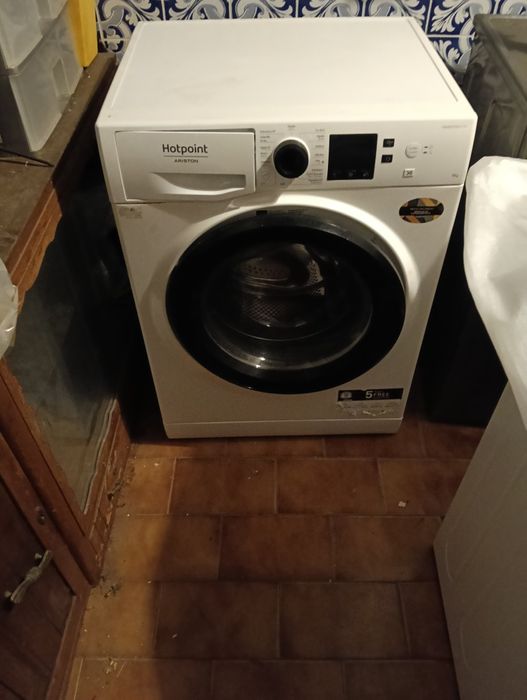 Maquina de lavar roupa Ariston hotpoint