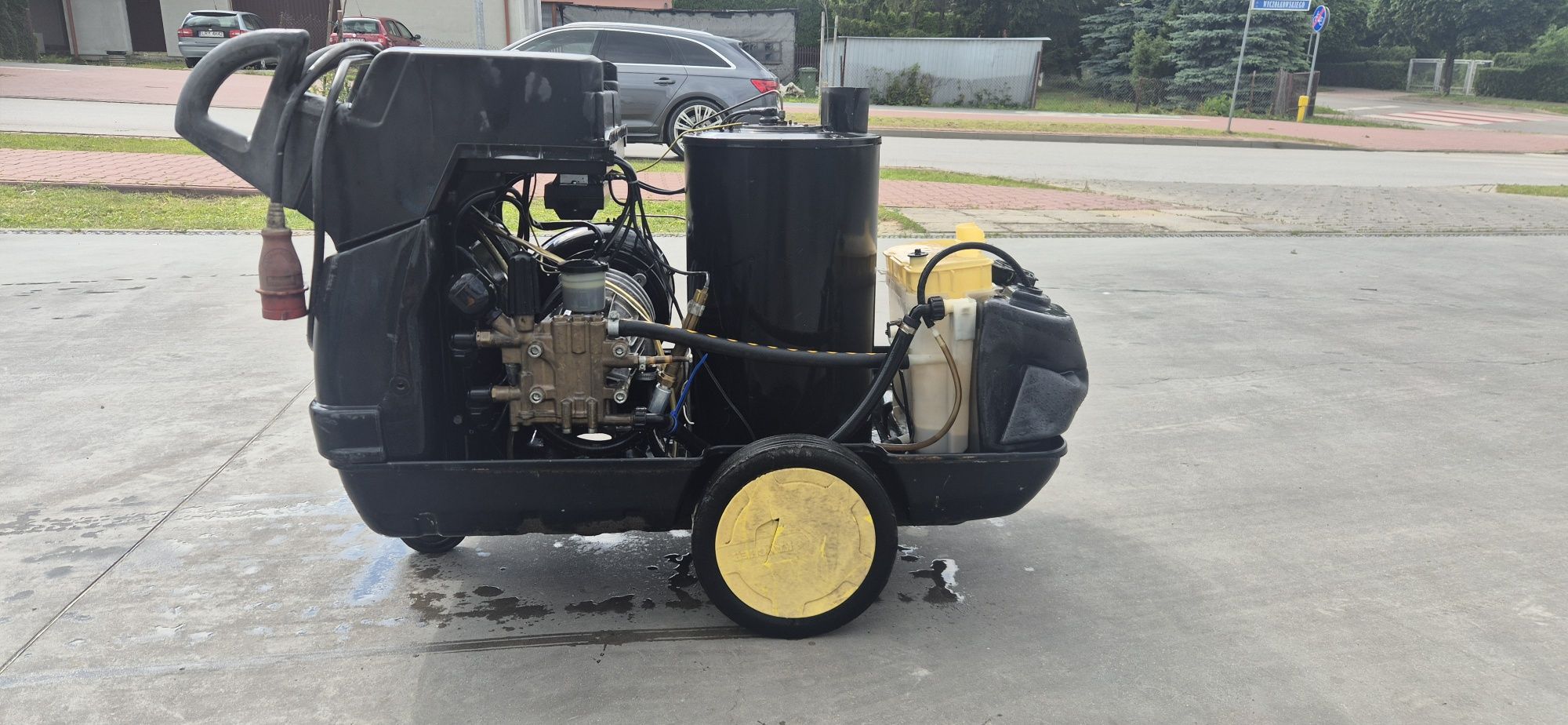Sprzedam myjkę ciśnieniową karcher hds 895sx