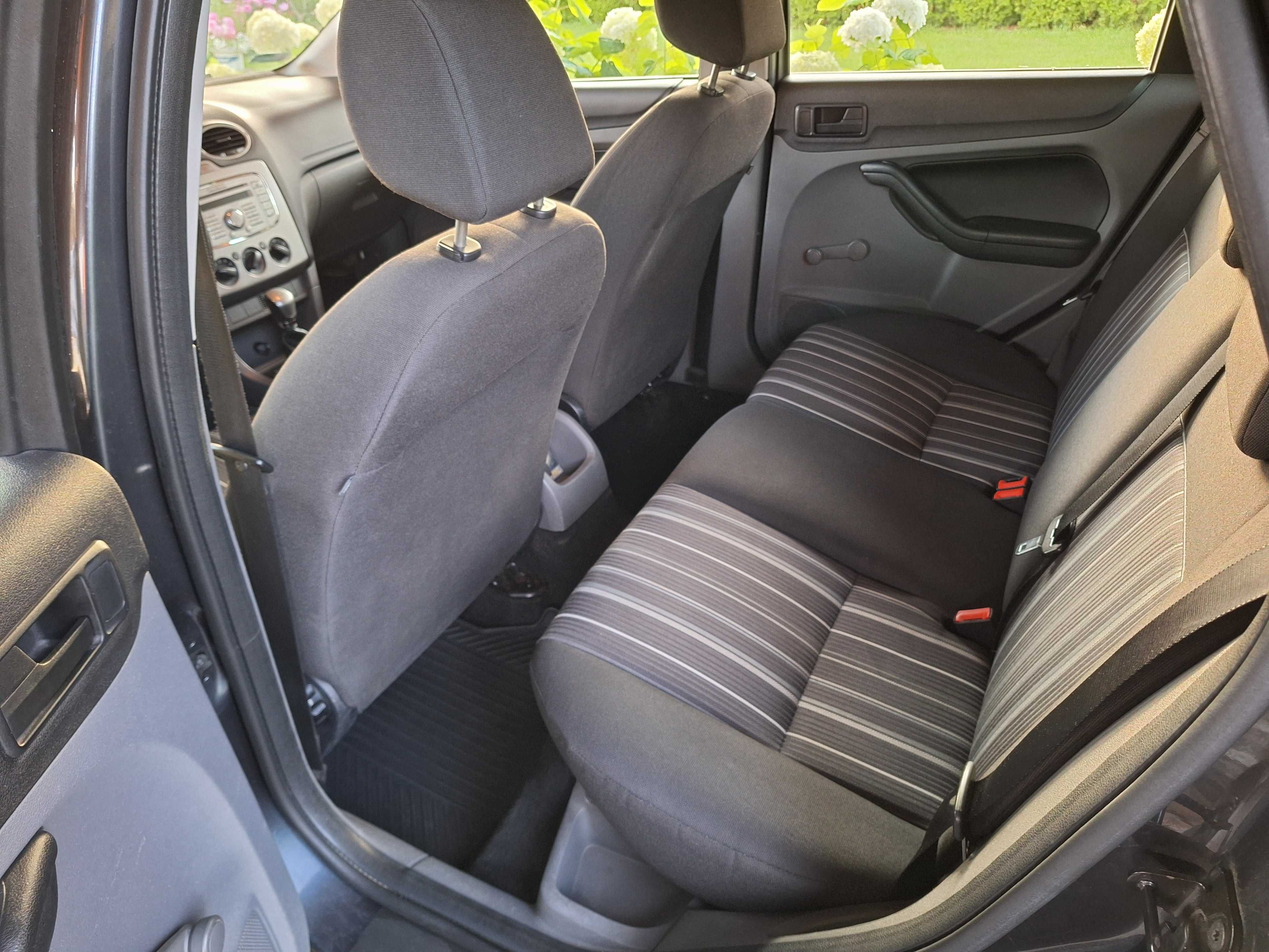 Ford Focus mk2 kombi 2008 benzyna 1,6 100KM krajowy