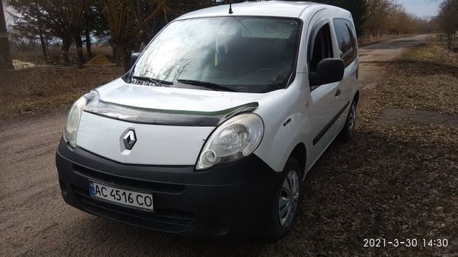 Продам автомобіль Renault kangoo