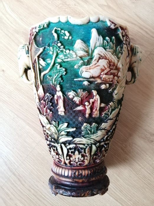 Niepowtarzalny chiński wazon waza