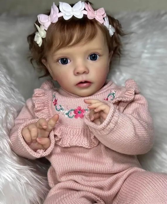 Duża realistyczna lalka w typie Reborn dziewczynka