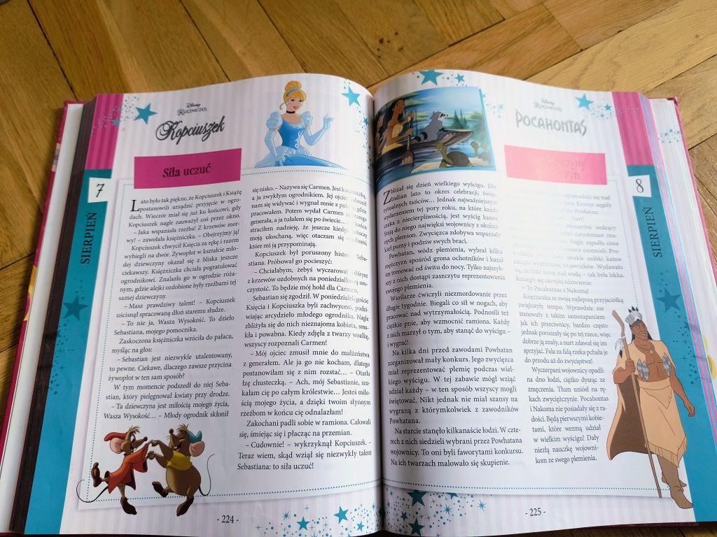 Książka Disney księżniczki 365 opowieści na cały rok