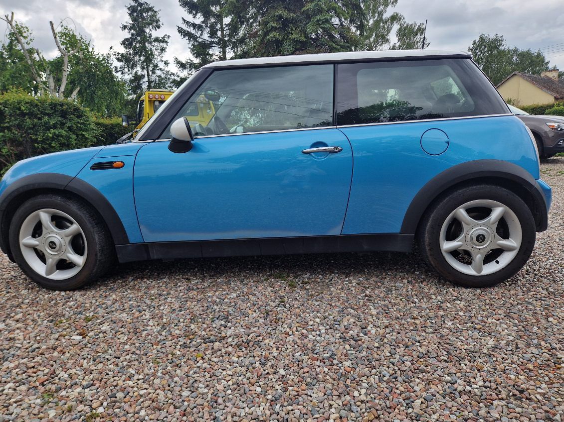 Mini Cooper R50 2004r 1.6 116km stan BDB
