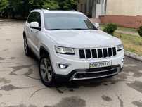 Jeep в отличном состоянии, не бит и не крашен