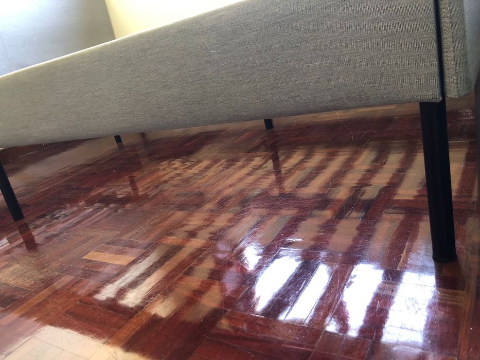 Cama com pouco uso 140x200 IKEA