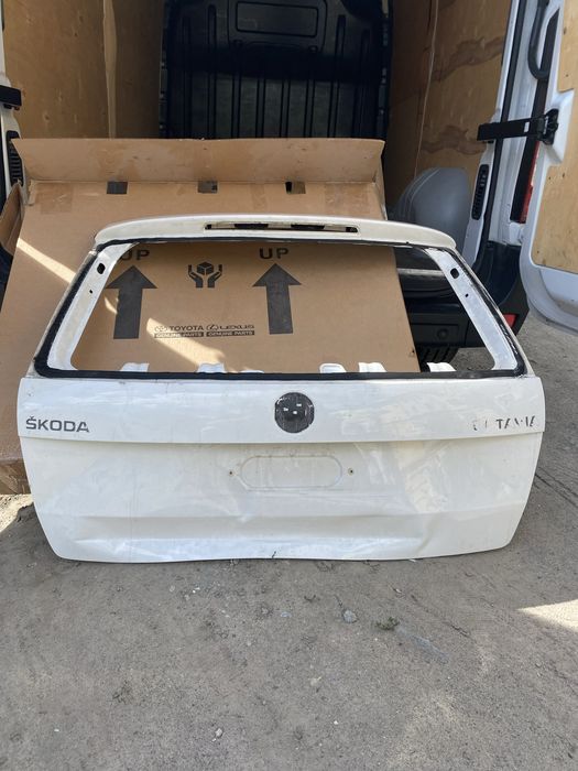 Кришка багажника (ляда) skoda octavia a7