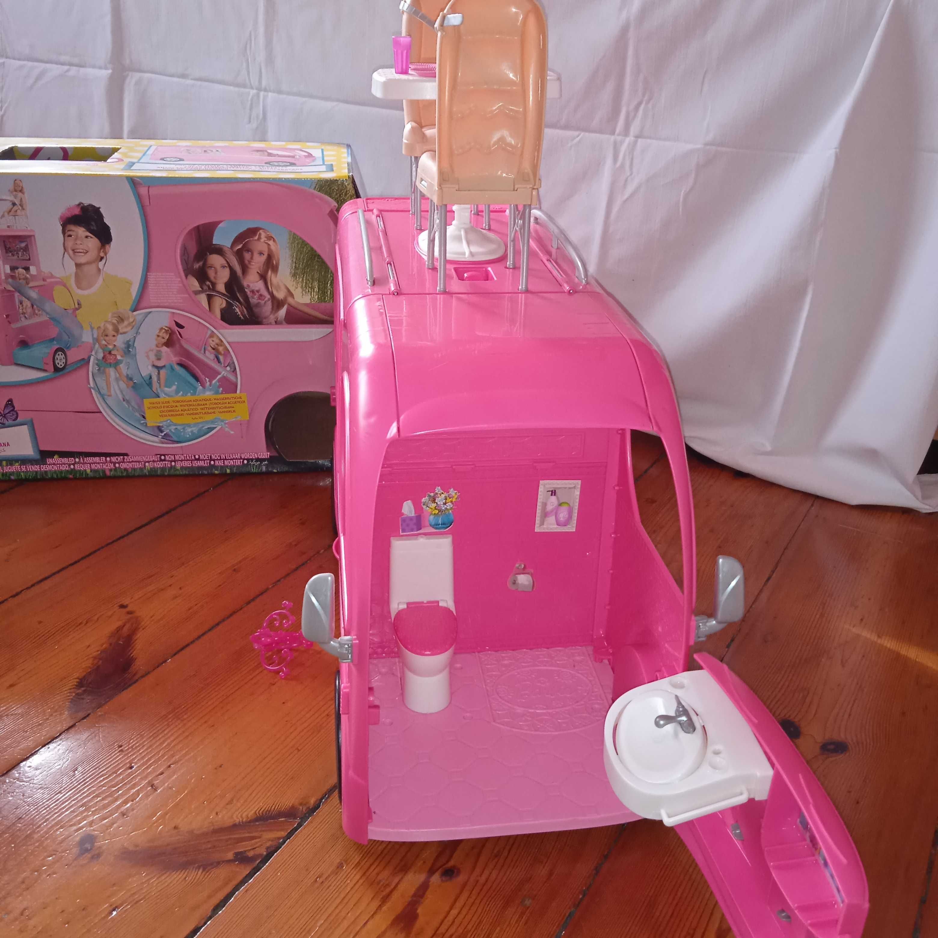 Barbie POP-UP Camper -Samochód dla lalek Barbie