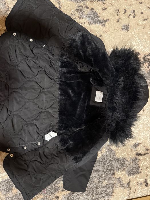 Парка Zara на дівчинку