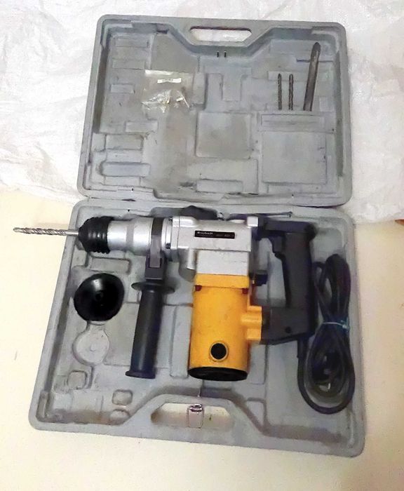 Продам перфоратор .