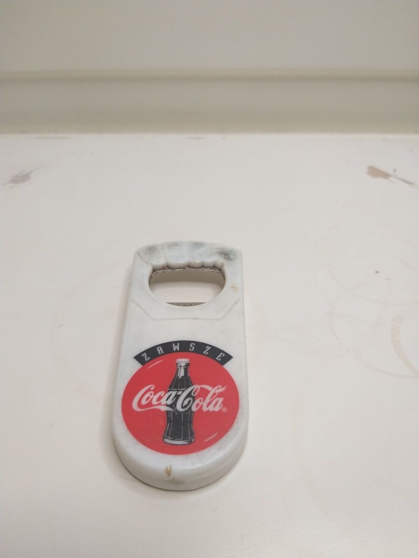 Otwieracz do butelek Coca Cola piwa metalowy plastikowy ręczny