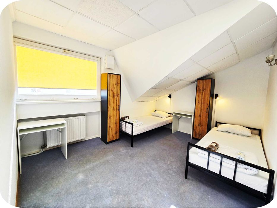ХОСТЕЛ, район PRAGA - hostel. 2-3-4 местные. 850 мес / 250 нед