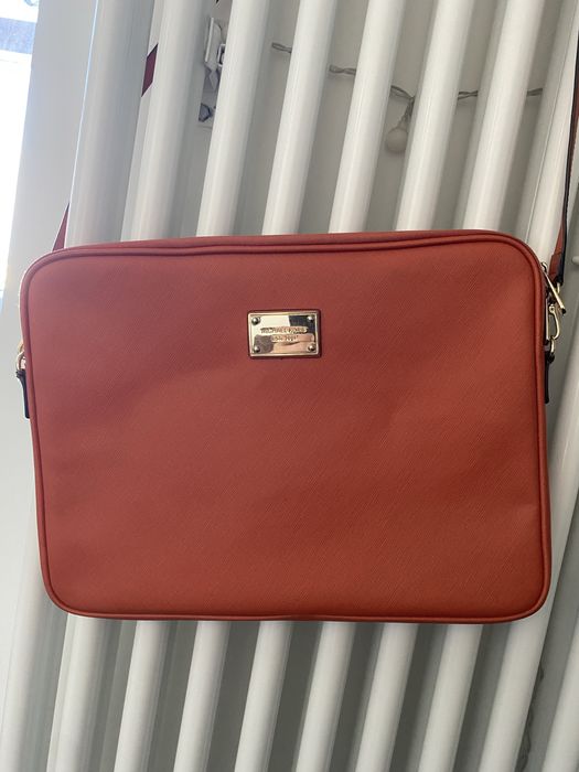 Сумка чохол ноутбук кросбоді планшет michael kors